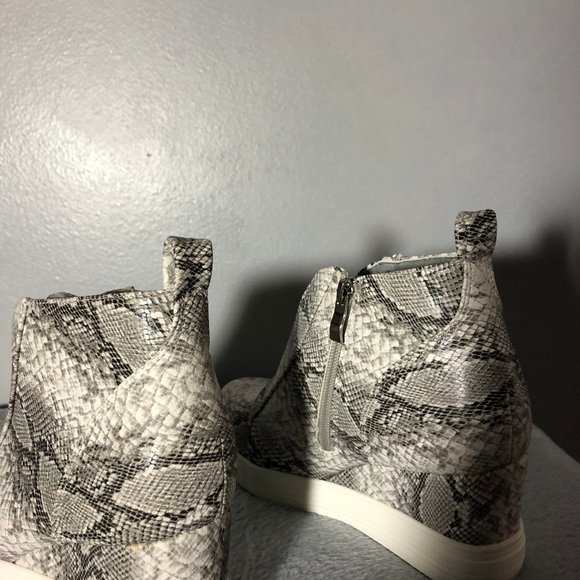 Ccocci Snakeskin Wedge Sneakers 7.5 Gray/White - Picture 7 of 10